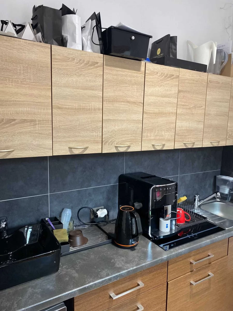 Sprzedam Odstąpie Salon Fryzjerski/Barber z całym wyposażeniem Katowice