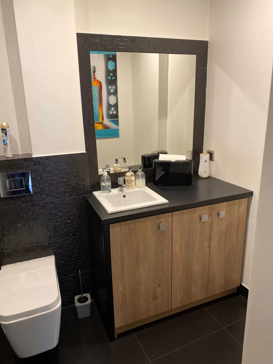 Sprzedam Odstąpie Salon Fryzjerski/Barber z całym wyposażeniem Katowice