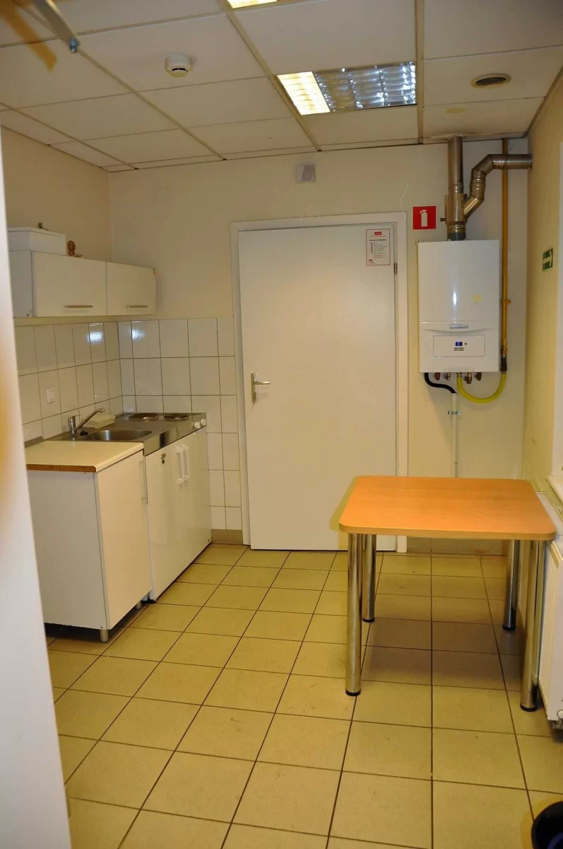 Do wynajęcia lokal handlowo - usługowy 110 m² centrum Ostrów Wielkopolski