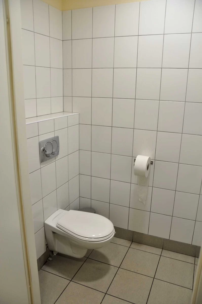 Do wynajęcia lokal handlowo - usługowy 110 m² centrum Ostrów Wielkopolski