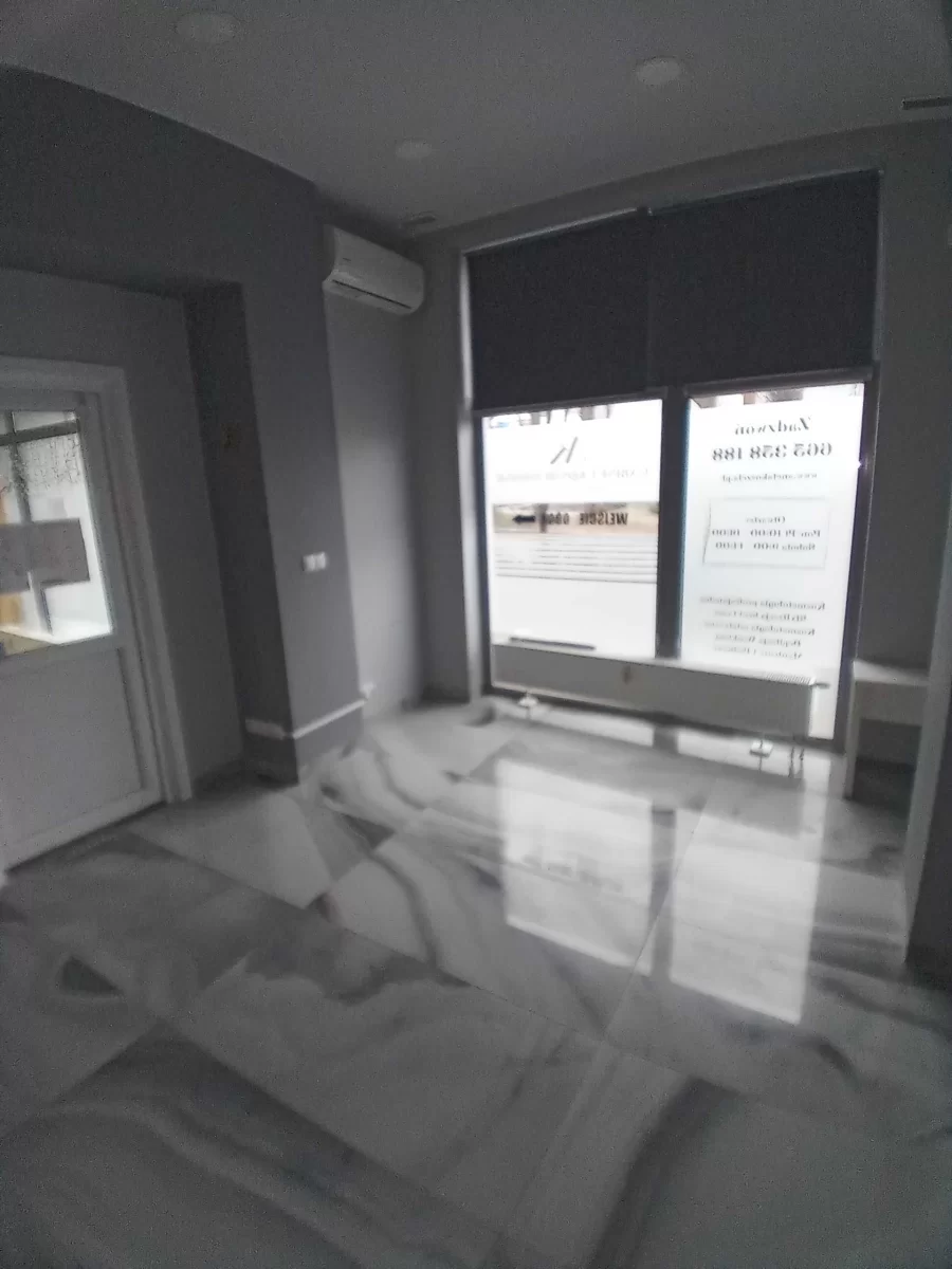 wynajmę lokal użytkowy ok 30m zielona góra