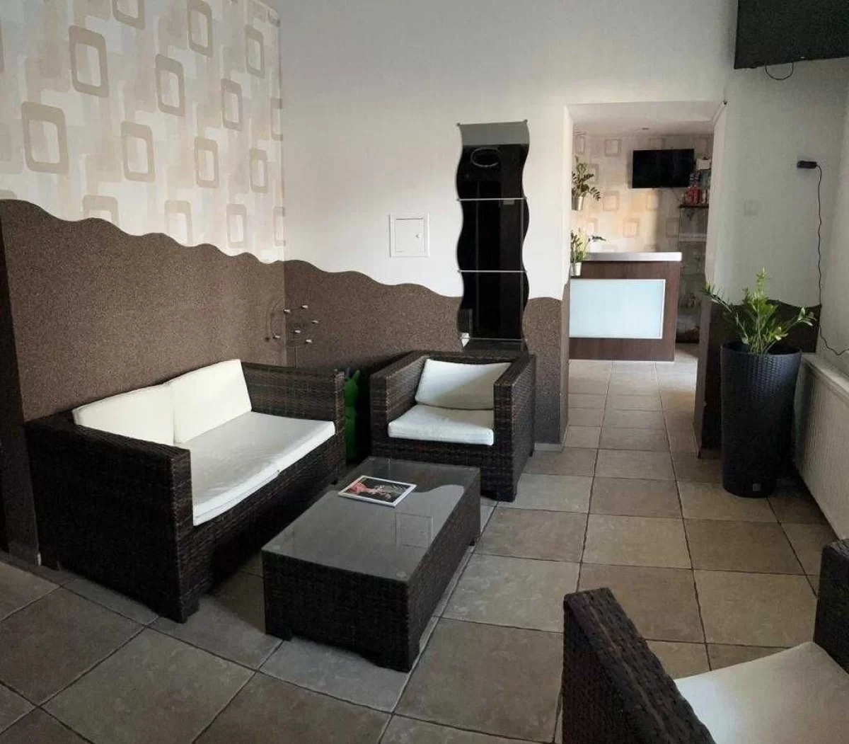 Sprzedam biznes rodzinny Solarium z lokalem w centrum - parking