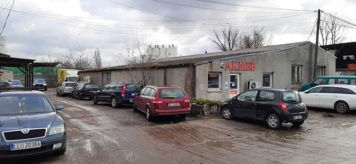 Sprzedam hurtownię akcesoriów meblowych