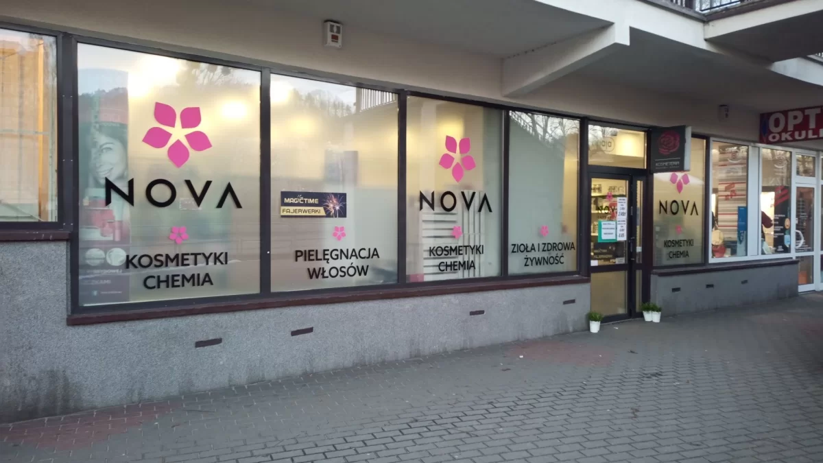 Sprzedam sklep kosmetyczny i ze zdrową żywnością