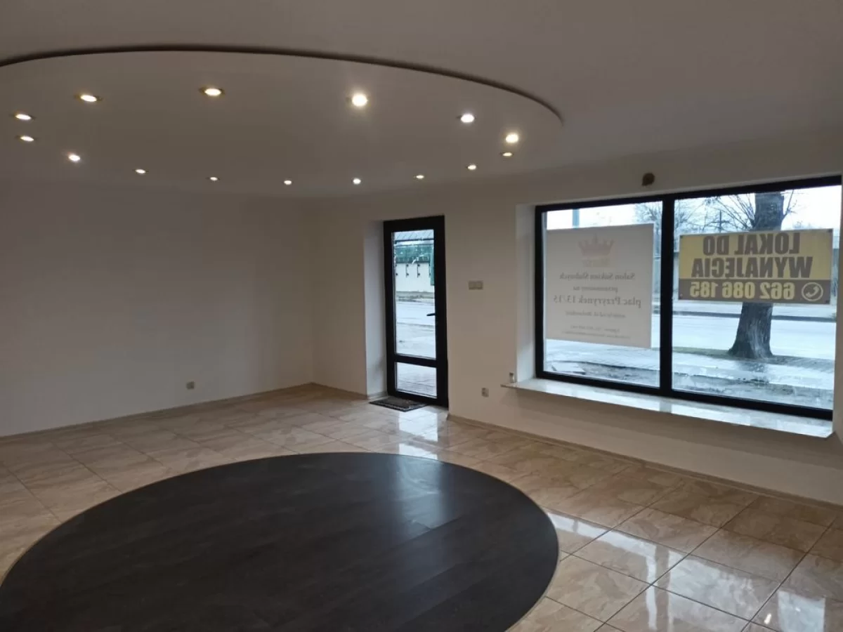 Wynajmę lokal użytkowy 60m2. Lowicz.