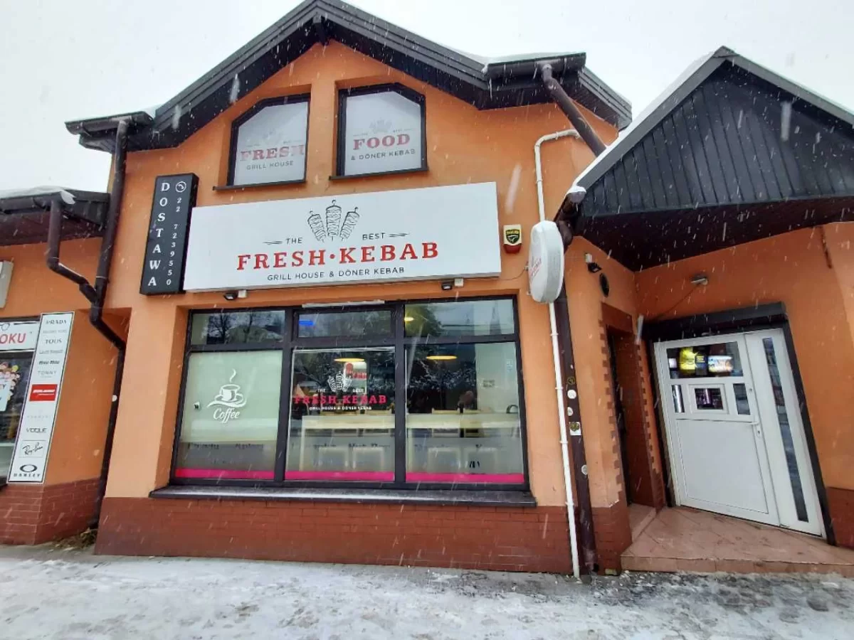 Sprzedam odstąpię gotową restaurację z kebabem