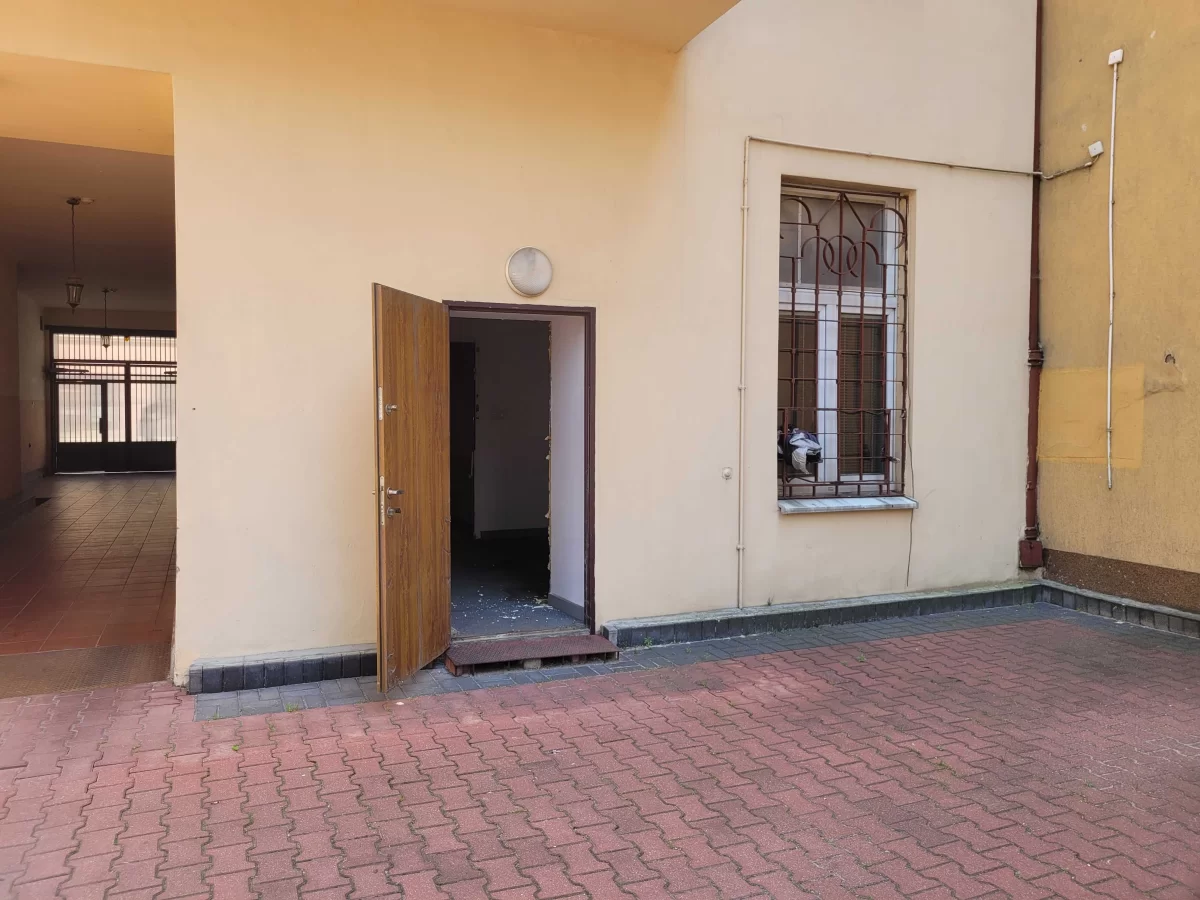 Wynajmę lokal użytkowy Piotrkowska 133 w Łodzi