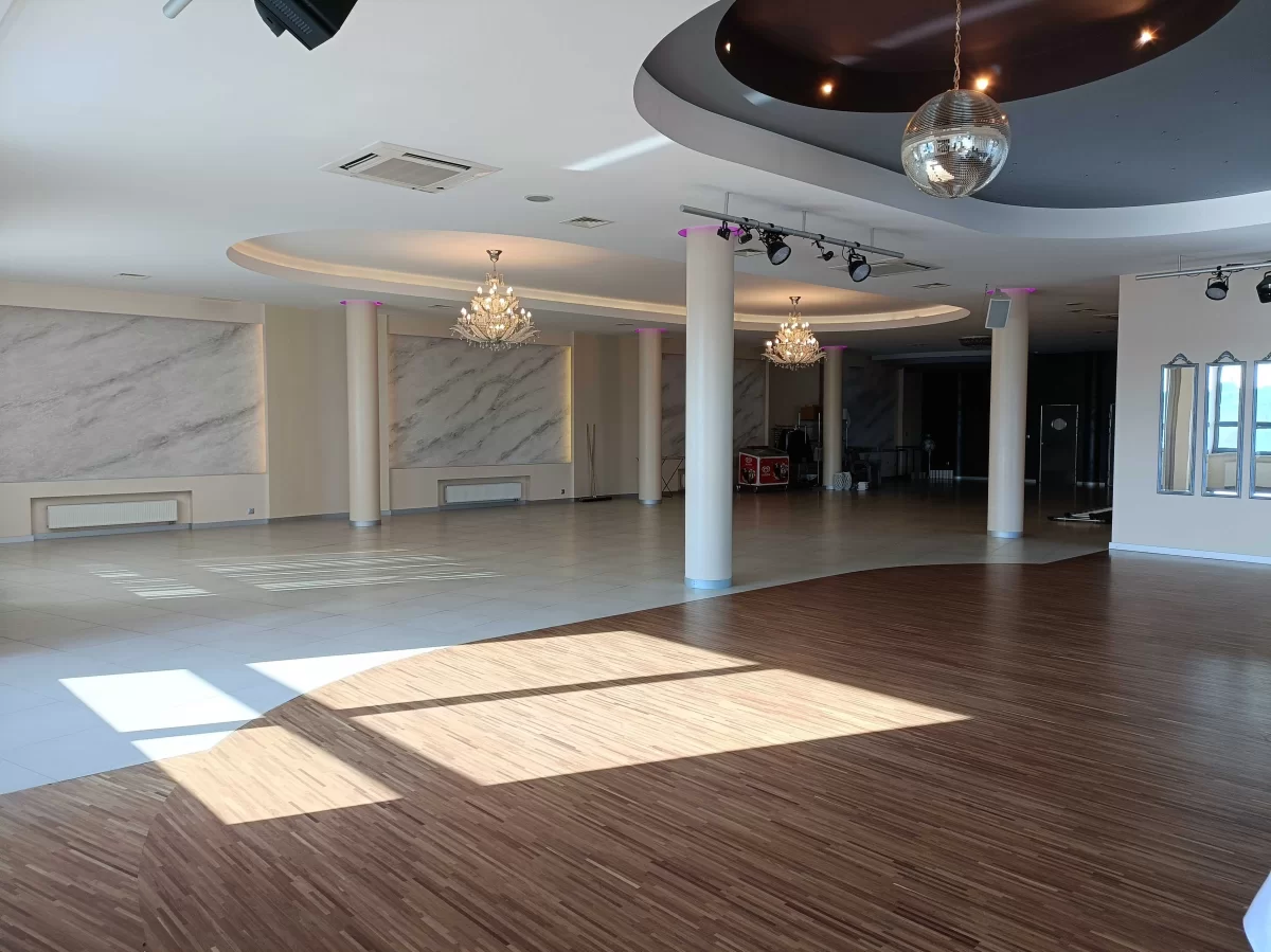Wynajmę Lokal w Centrum Andrespola