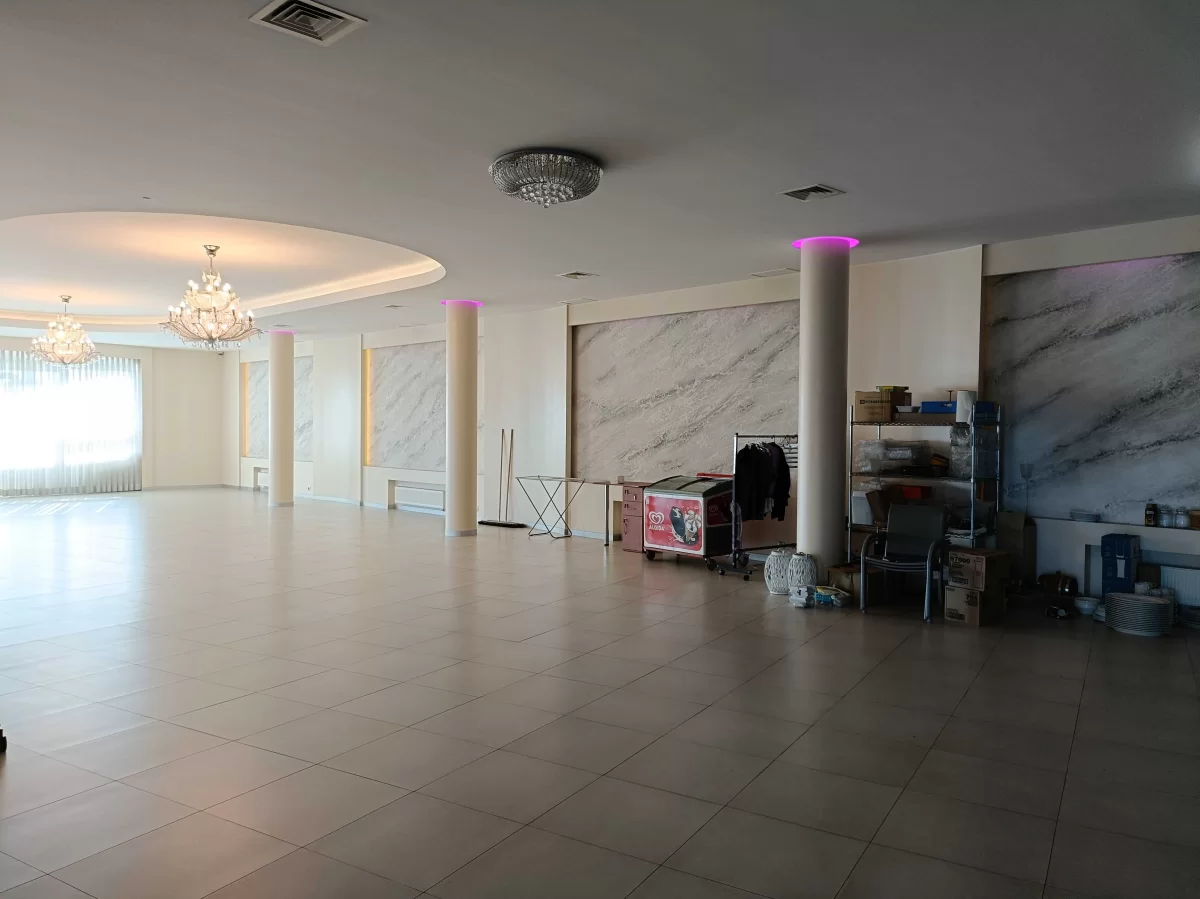 Wynajmę Lokal w Centrum Andrespola