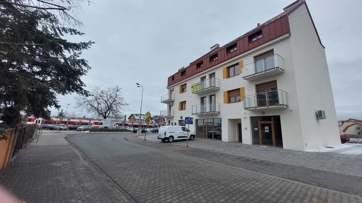 Wynajmę NOWY lokal handlowo - usługowo - biurowy Wągrowiec