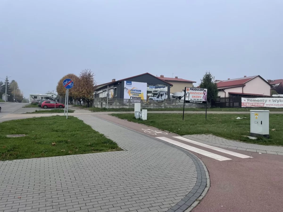 Sprzedam firmę sklep zaopatrzenie lakierni