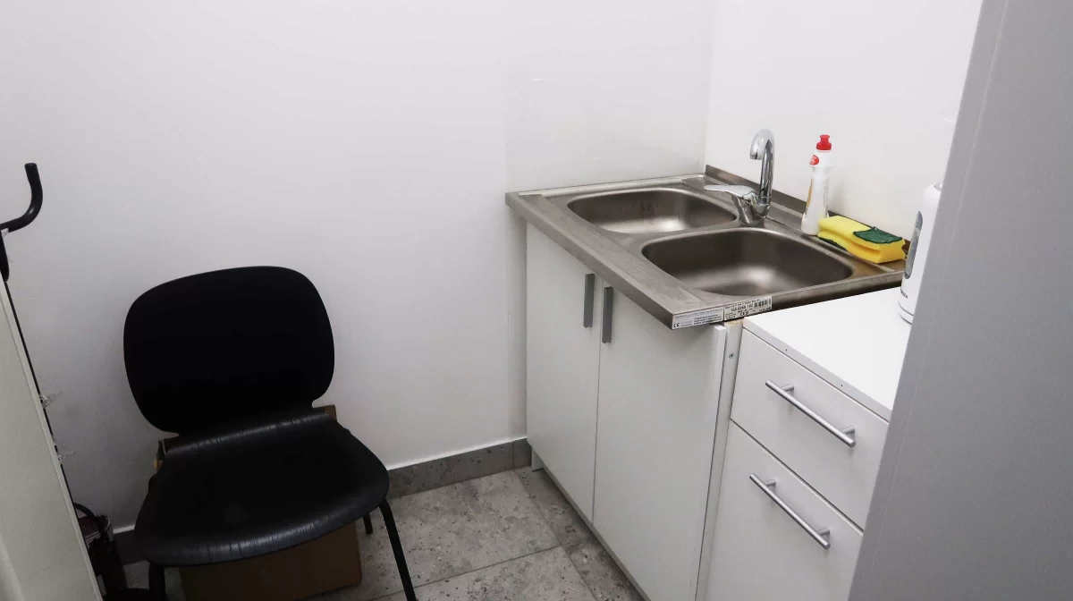 Sprzedam salon paznokci, salon kosmetyczny