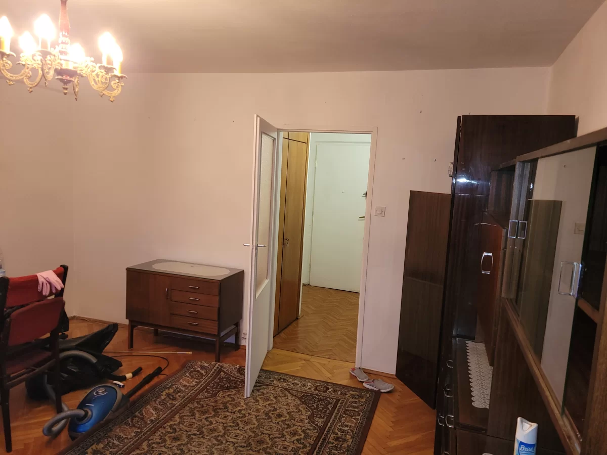 Sprzedam Kawalerkę 27.10 m² na 10 piętrze
