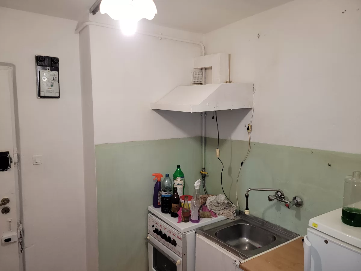 Sprzedam Kawalerkę 27.10 m² na 10 piętrze