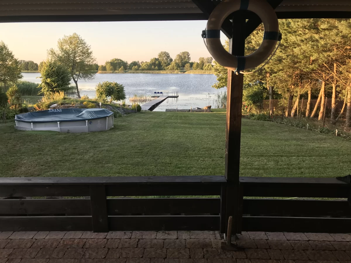 Działka do własną linią brzegową jez. Kamienieckie z domkiem, własna plaża, pomost