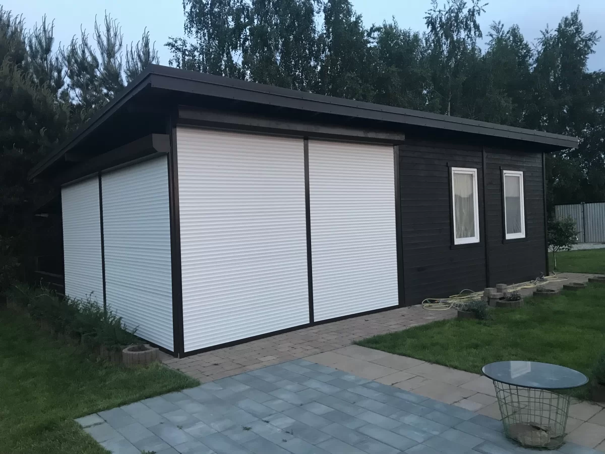Działka do własną linią brzegową jez. Kamienieckie z domkiem, własna plaża, pomost