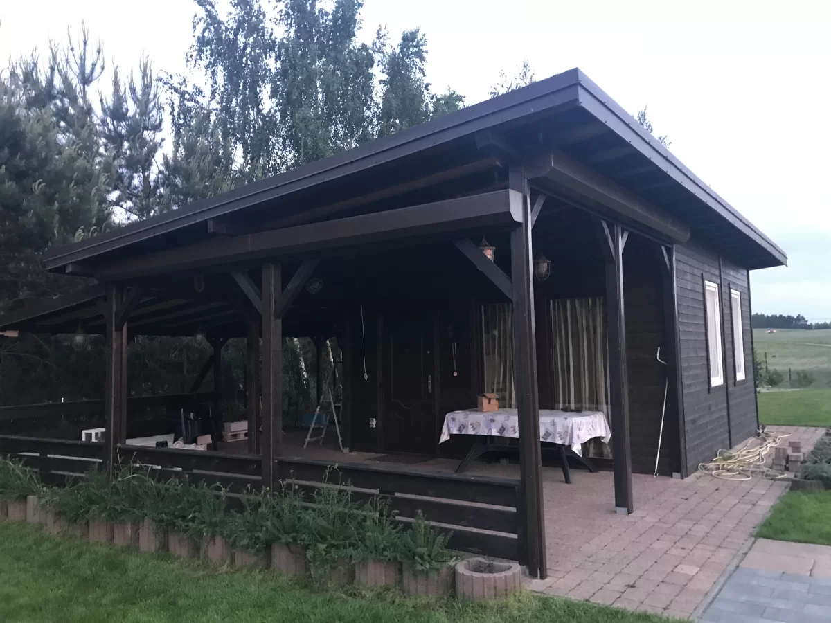 Działka do własną linią brzegową jez. Kamienieckie z domkiem, własna plaża, pomost
