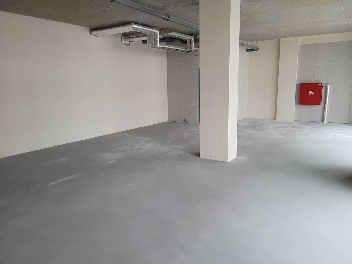 Wynajmę lokal użytkowy Katowice z miejscami parkingowymi