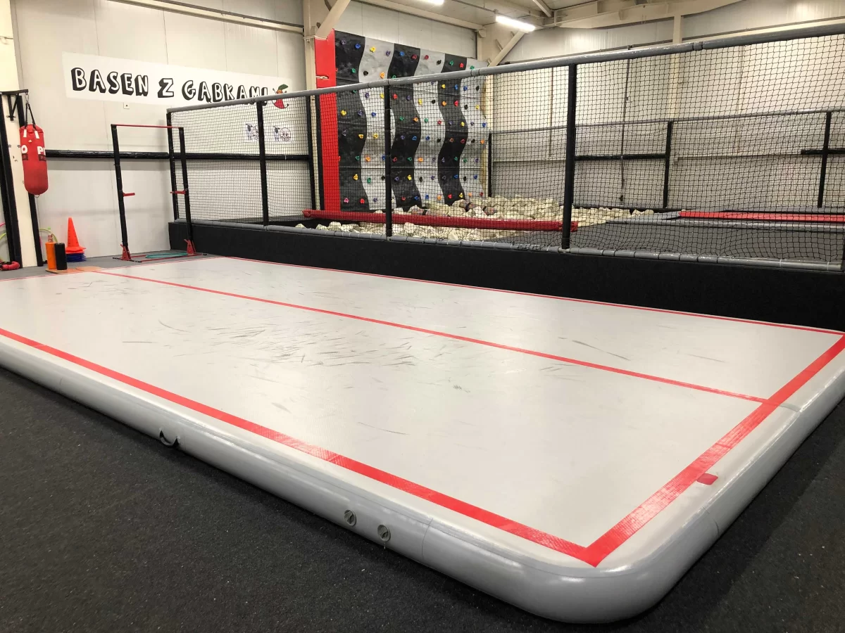 Przekażę dochodowy Park trampolin 1000m2- działający.0KAZJA!