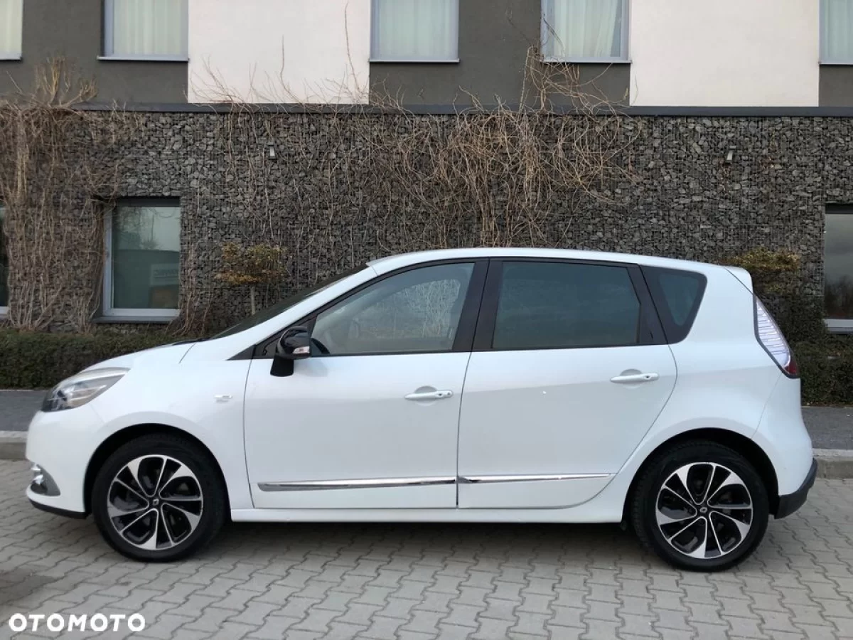 Renault Scenic Renault Scenic III; 2014r; 1,2 TCe; 132 kM; Bose Edition