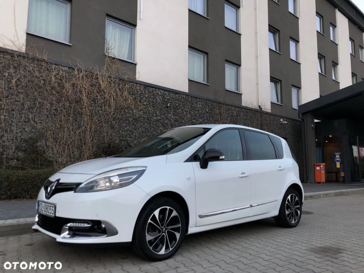 Renault Scenic Renault Scenic III; 2014r; 1,2 TCe; 132 kM; Bose Edition