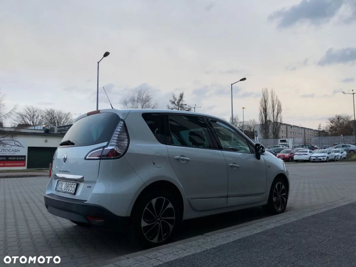 Renault Scenic Renault Scenic III; 2014r; 1,2 TCe; 132 kM; Bose Edition