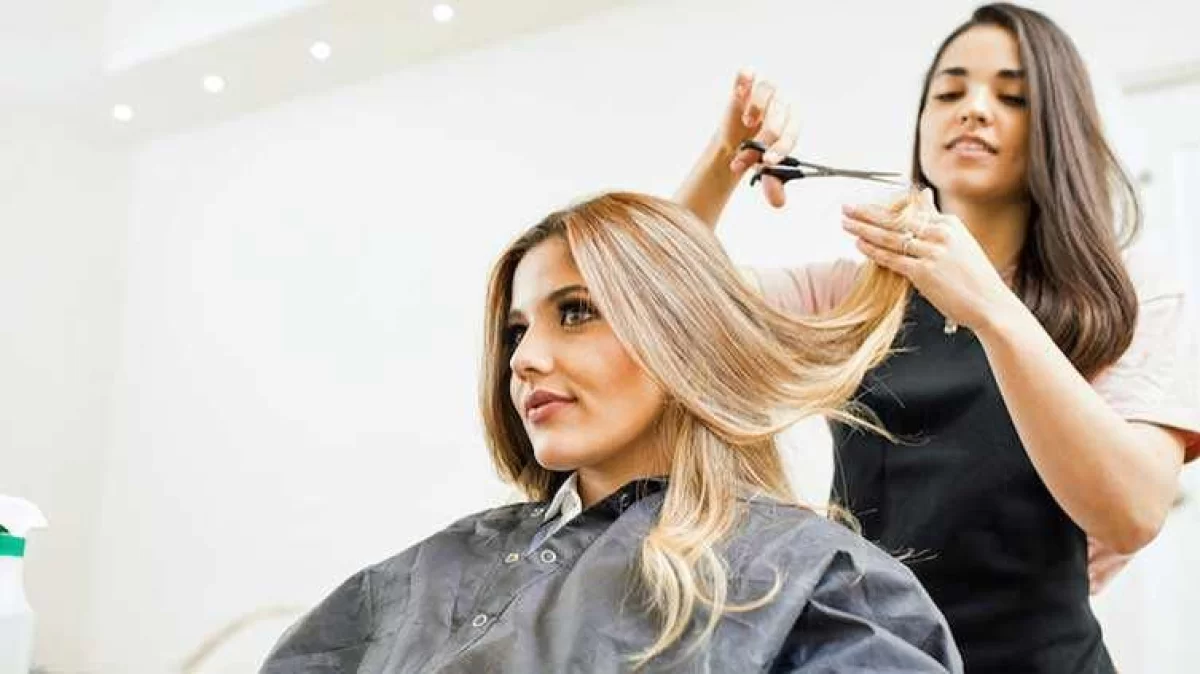 Sprzedam salon fryzjersko-kosmetyczny