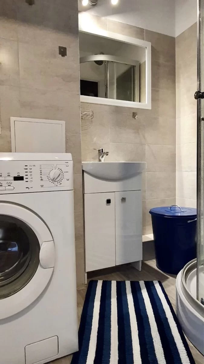 Wynajmę mieszkanie Wrocław przy Wroclavii, 2 osobne pokoje 42m2