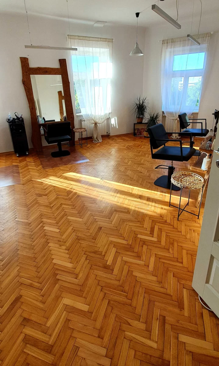 Odstąpie salon fryzjerski Warszawa - Powiśle