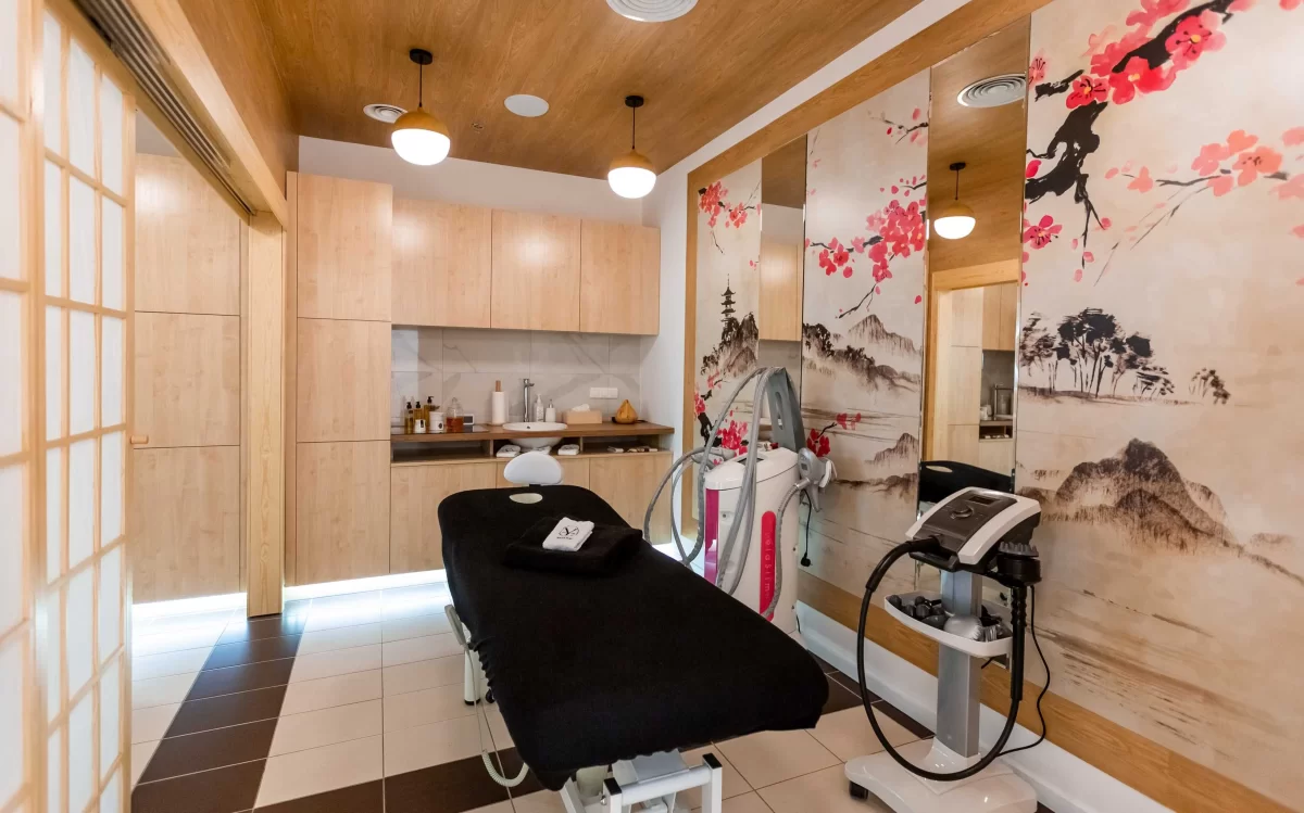 Sprzedam SPA Salon Urody - w Galerii Handlowej - działający