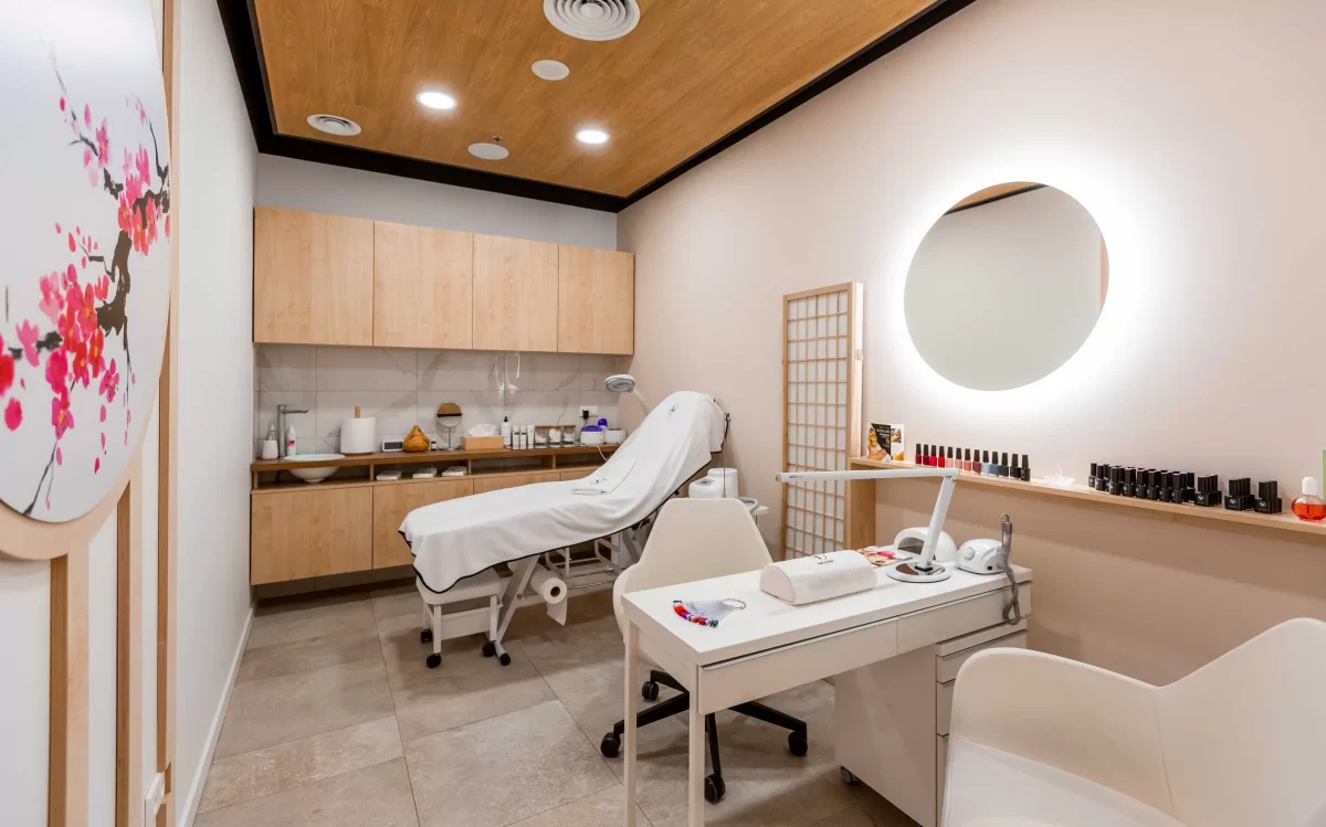 Sprzedam SPA Salon Urody - w Galerii Handlowej - działający