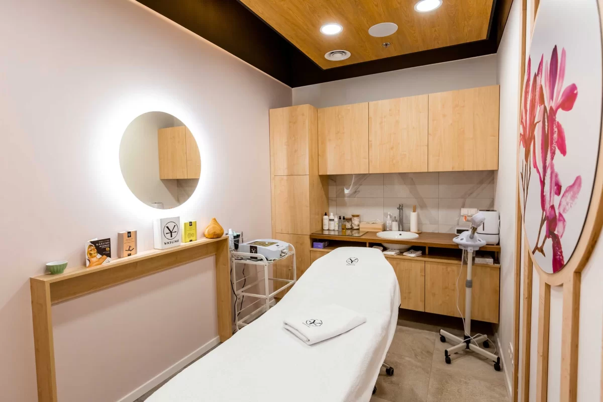 Sprzedam SPA Salon Urody - w Galerii Handlowej - działający