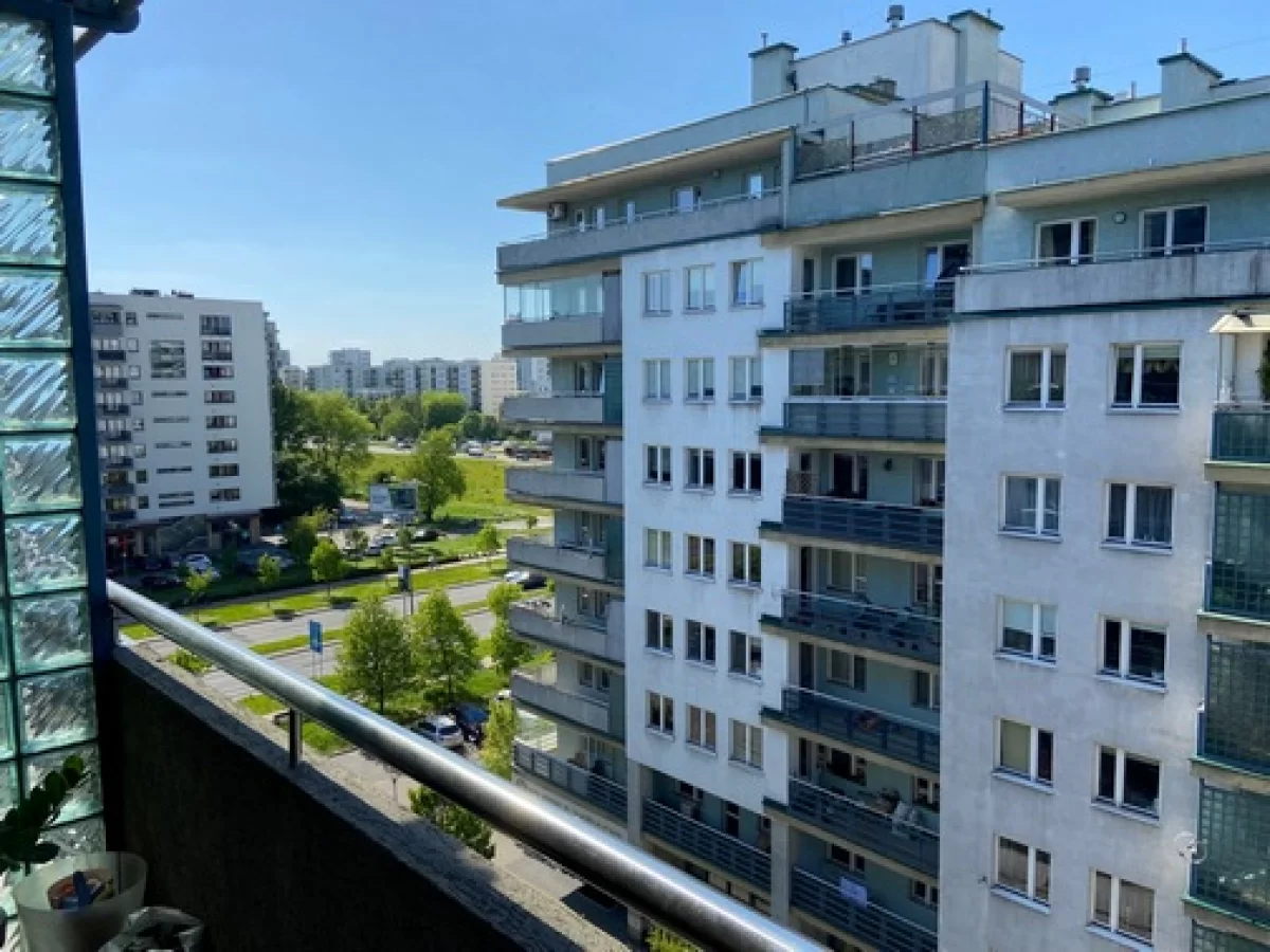 Kawalerka 33m2 KEN 52 bezpośrednio