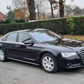 Samochód osobowy Audi A8