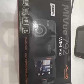 Profesjonalna kamerka samochodowa Mio MiVue 792 WiFi PRO