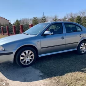 Škoda Octavia Automat, 2.0 benzyna 8v , Klimatronik