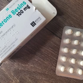 Progesterone Besins 100mg 30 kapsułek