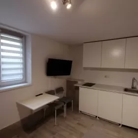 KAWALERKA na wynajem! Parking! Ogródek! Dobra lokalizacja. WŁAŚCICIEL