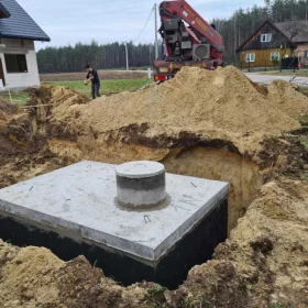 Zbiornik Betonowy Na Wodę Szambo Szamba Betonowe Piwnica Kanał Wykop