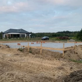 Dom bliźniak 95 m2 ogórdek 500m2 Wiskitno Kolumny/Ziemianska