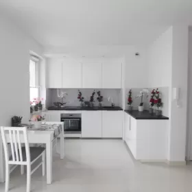 35 m2- Śliczne mieszkanie - DUŻY balkon -2 POKOJE
