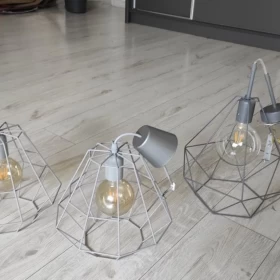 Sprzedam komplet lamp z żarówkami