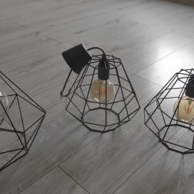 Sprzedam komplet lamp z żarówkami