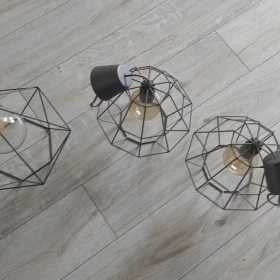 Sprzedam komplet lamp z żarówkami