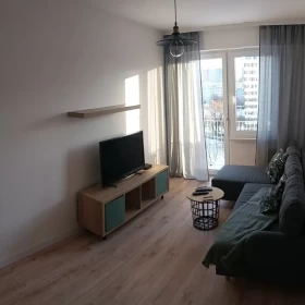 Wynajmę Mieszkanie 2 pokojowe ul. Belzacka obok kwadratu