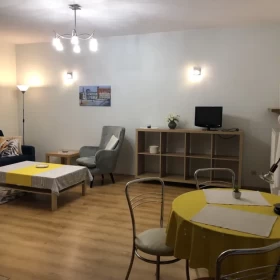Wynajmę Mieszkanie na Pięknej - 48 M 2