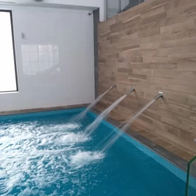 Noclegi nad morzem w Kołobrzegu apartament Sunrise z basenami