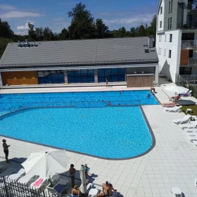 Noclegi nad morzem w Kołobrzegu apartament Sunrise z basenami