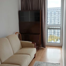 Sprzedam bezpośrednio mieszkanie 3 pokojowe Warszawa blisko metra i Ronda ONZ