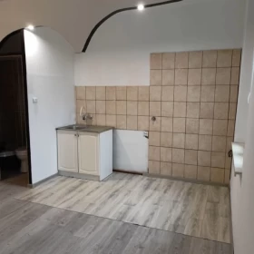 Sprzedam kawalerke Czernica